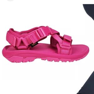 Teva hurricane verge sandals - fuchsia outdoor water resistant